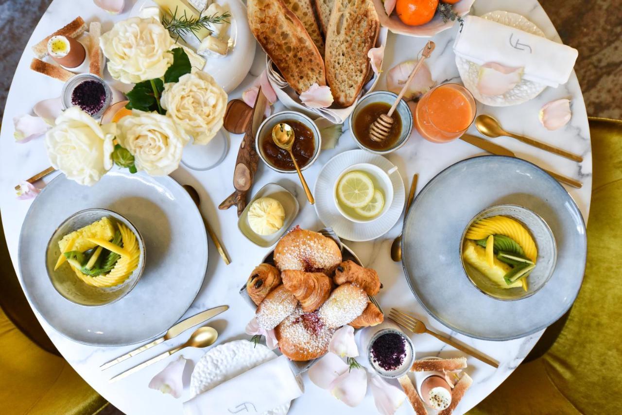 Auberge De Saint-Remy - Restaurant Gastronomique Etoile Fj 外观 照片