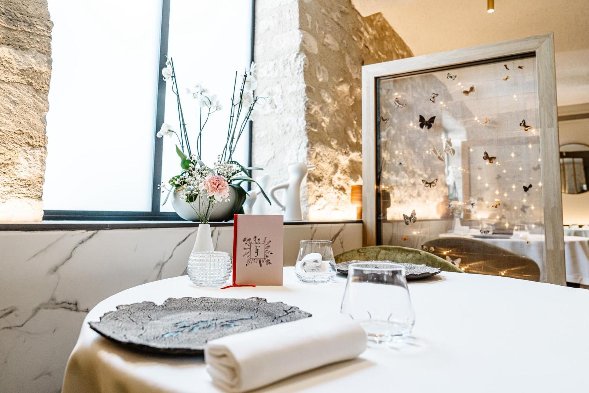 Auberge De Saint-Remy - Restaurant Gastronomique Etoile Fj 外观 照片
